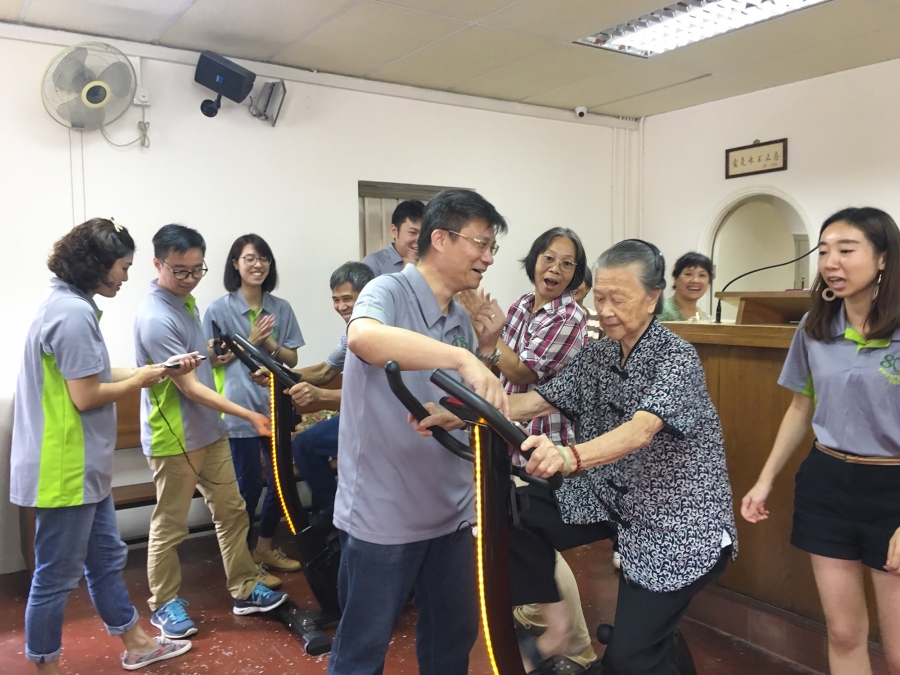 泓富「環保單車接力賽暨中秋午宴」